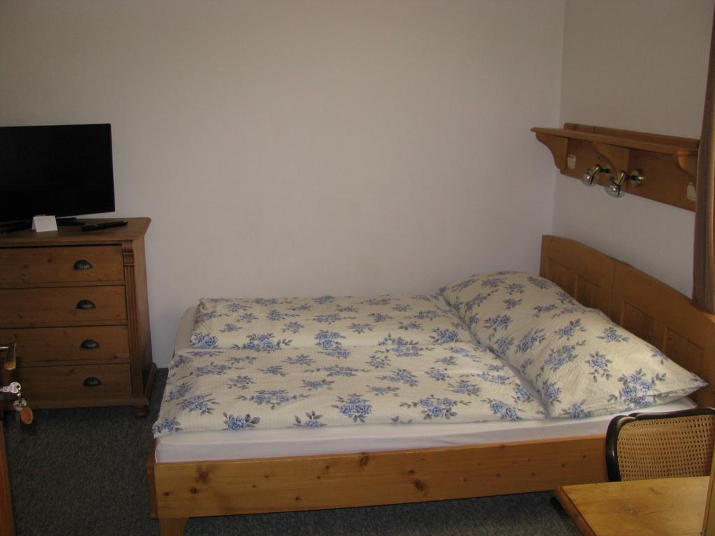 Penzion 102 Pardubice Ngoại thất bức ảnh
