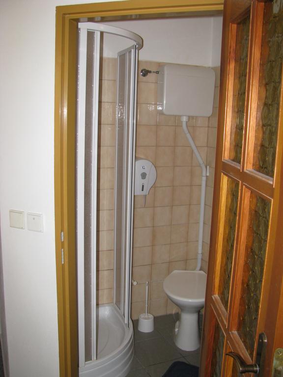 Penzion 102 Pardubice Ngoại thất bức ảnh