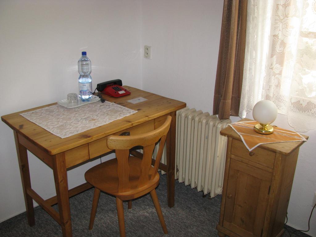 Penzion 102 Pardubice Ngoại thất bức ảnh