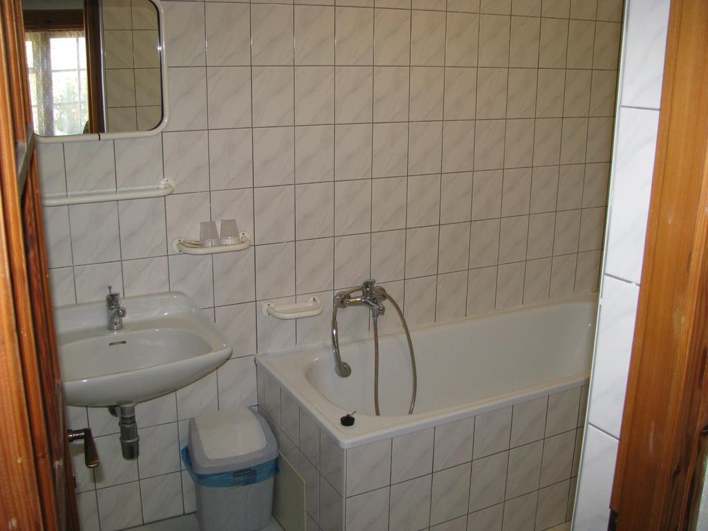 Penzion 102 Pardubice Ngoại thất bức ảnh
