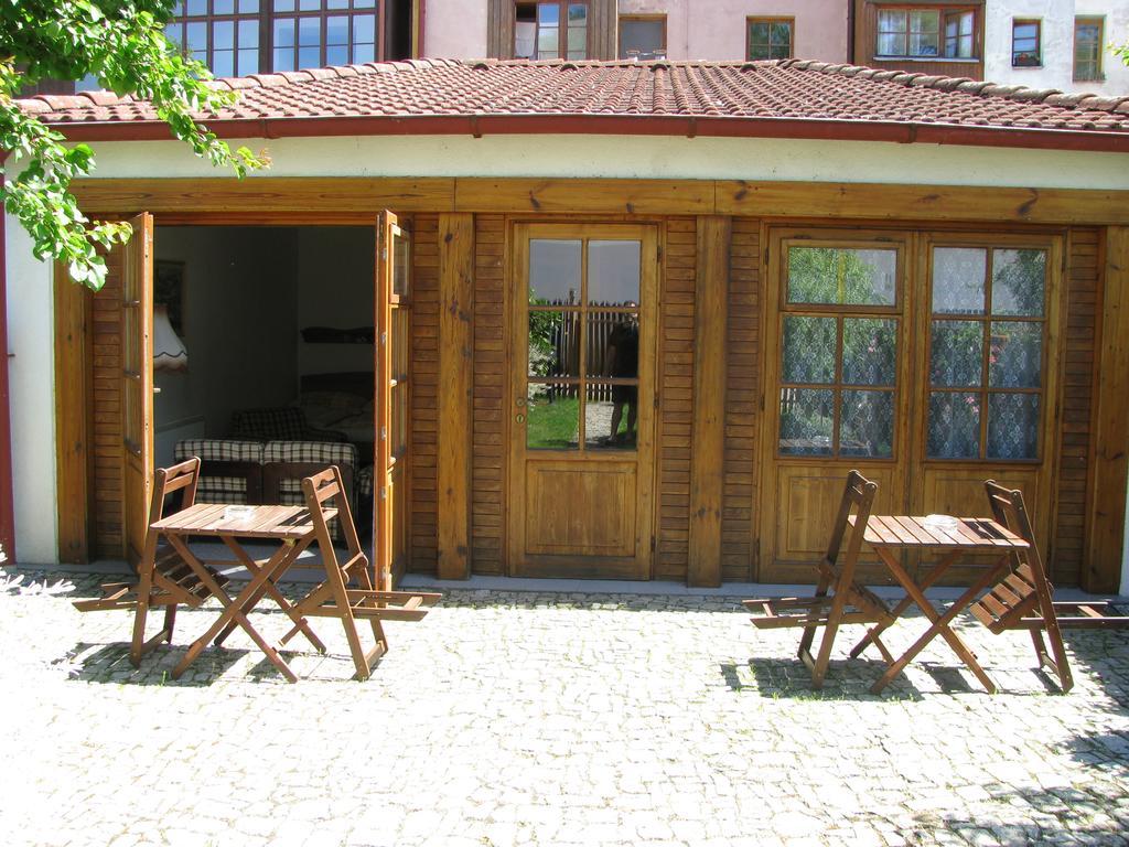 Penzion 102 Pardubice Ngoại thất bức ảnh